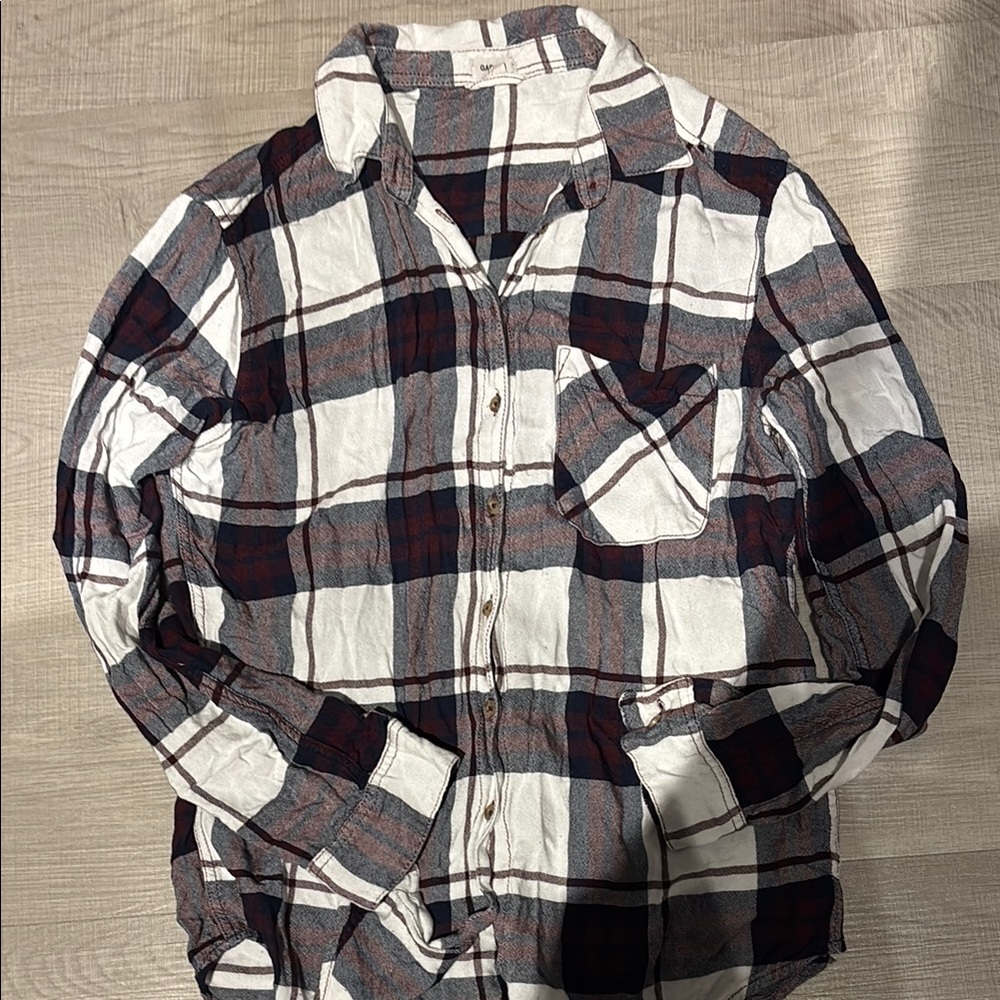 Classic Plaid Men's Shirt in White and Blue